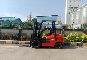 Toyota 25 Ton Sold to Makassar